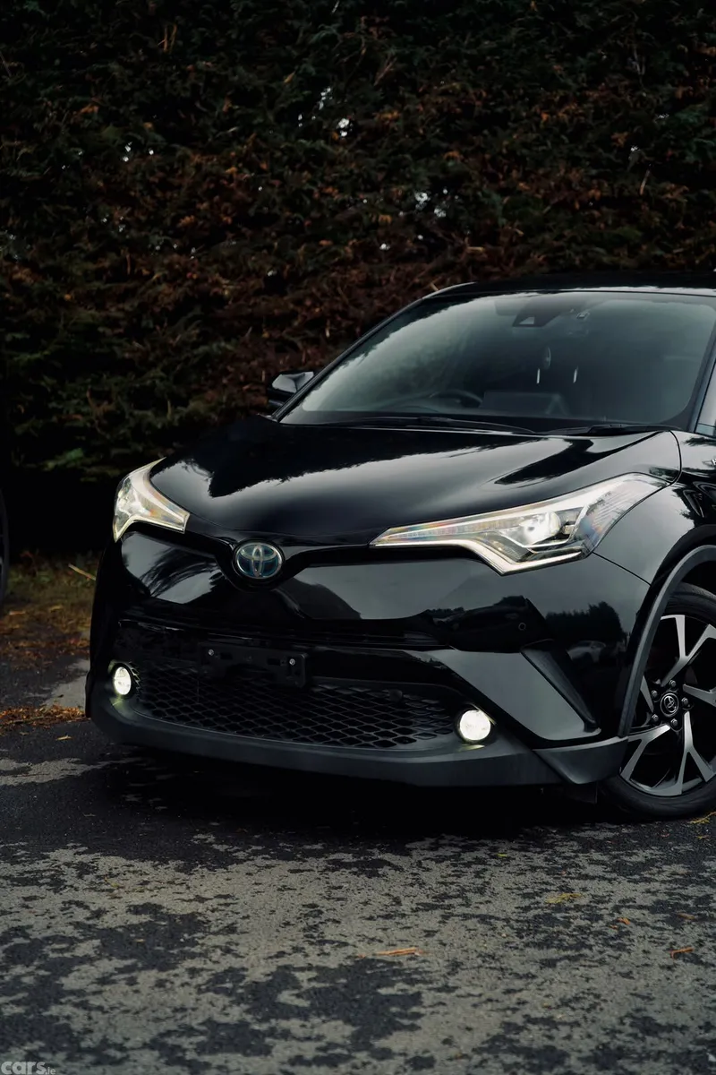 Toyota C-HR SUV, Petrol Hybrid, 2017, Black