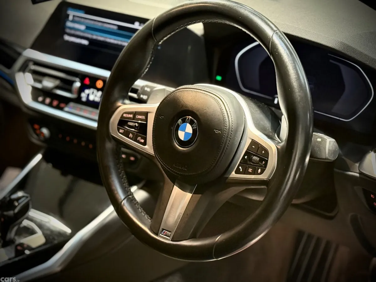 BMW 3-Series Saloon, Petrol Hybrid, 2021, Blue