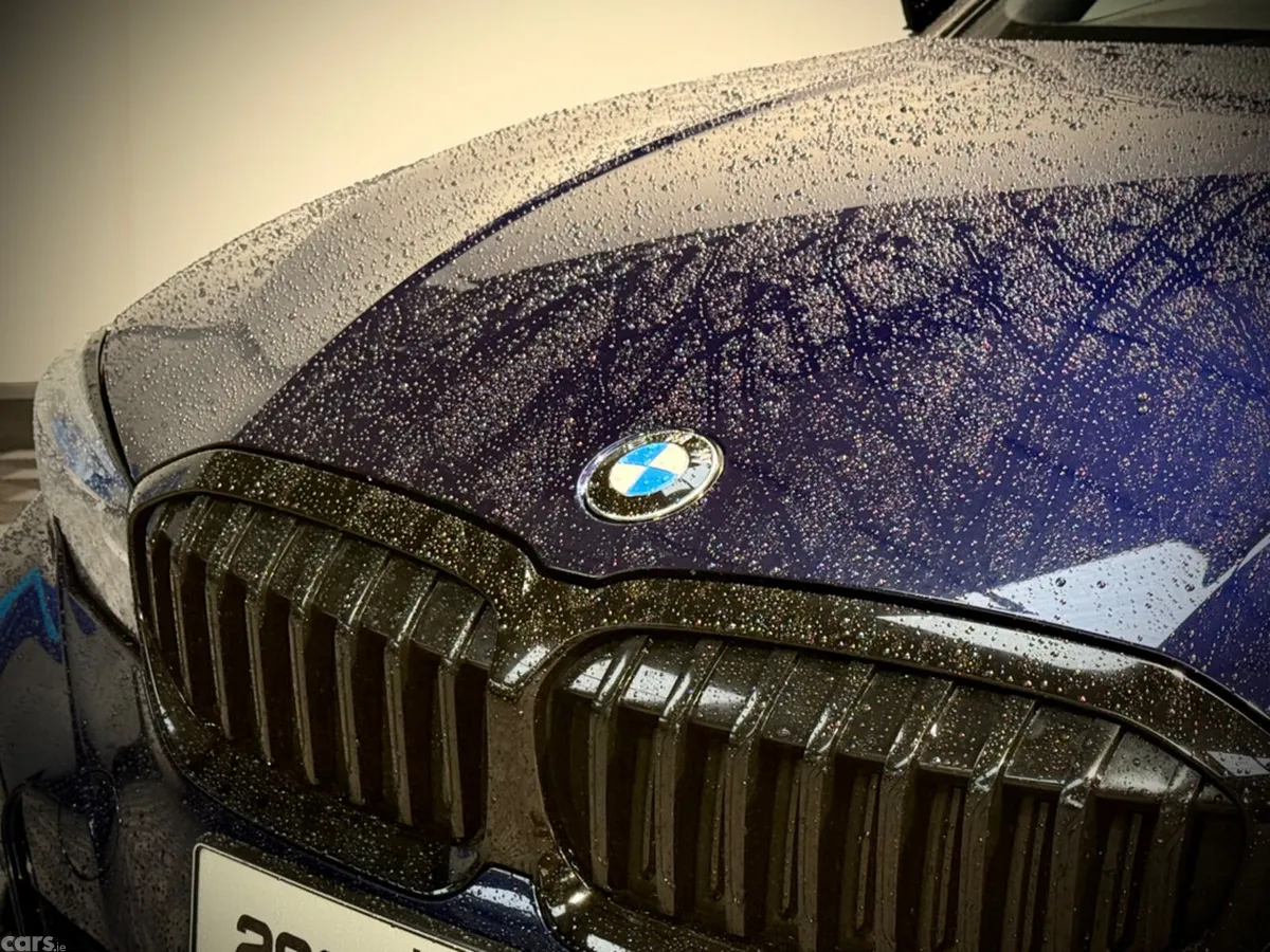 BMW 3-Series Saloon, Petrol Hybrid, 2021, Blue