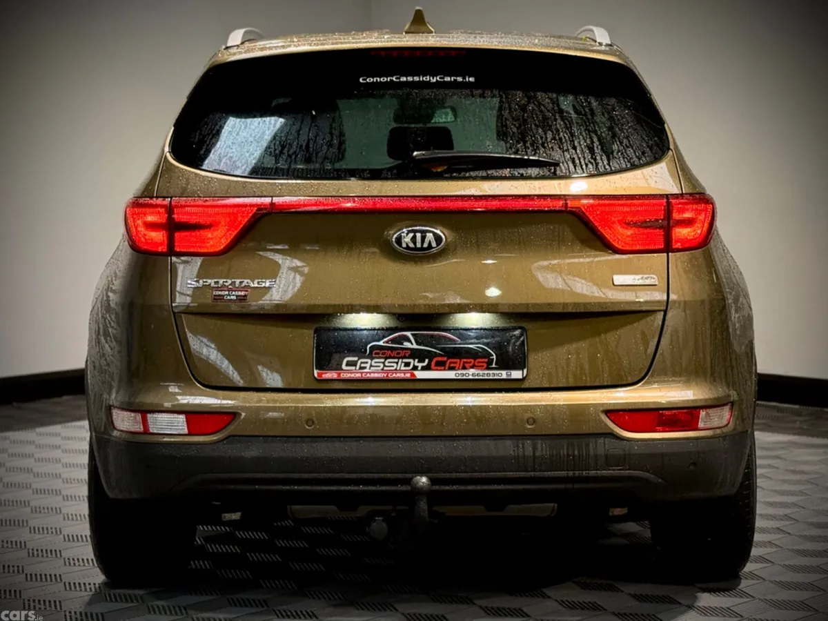 Kia Sportage SUV, Diesel, 2017, Gold