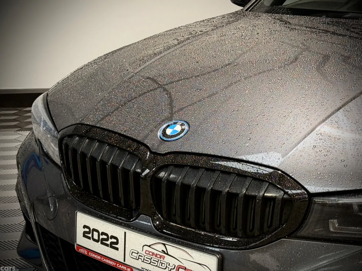 BMW 3-Series Saloon, Petrol Hybrid, 2022, Grey