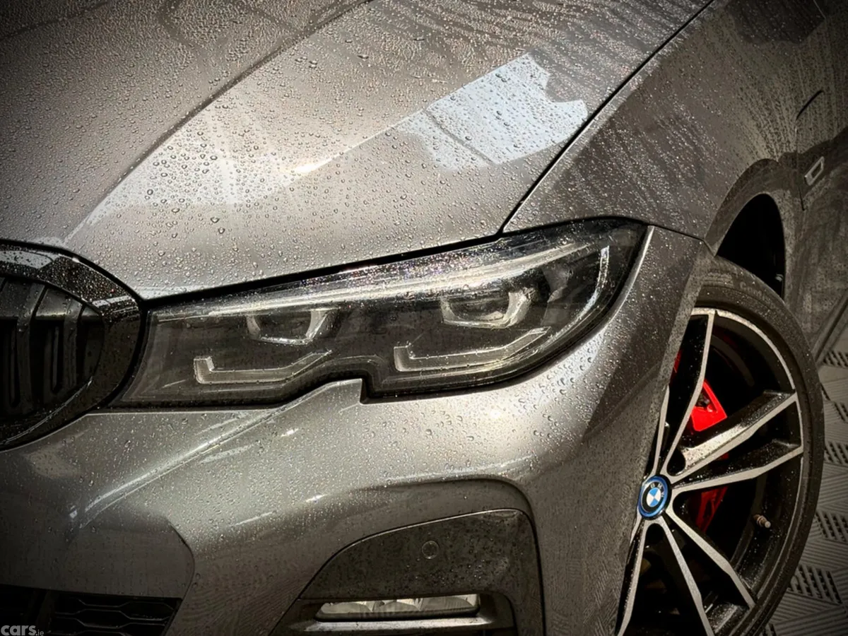 BMW 3-Series Saloon, Petrol Hybrid, 2022, Grey