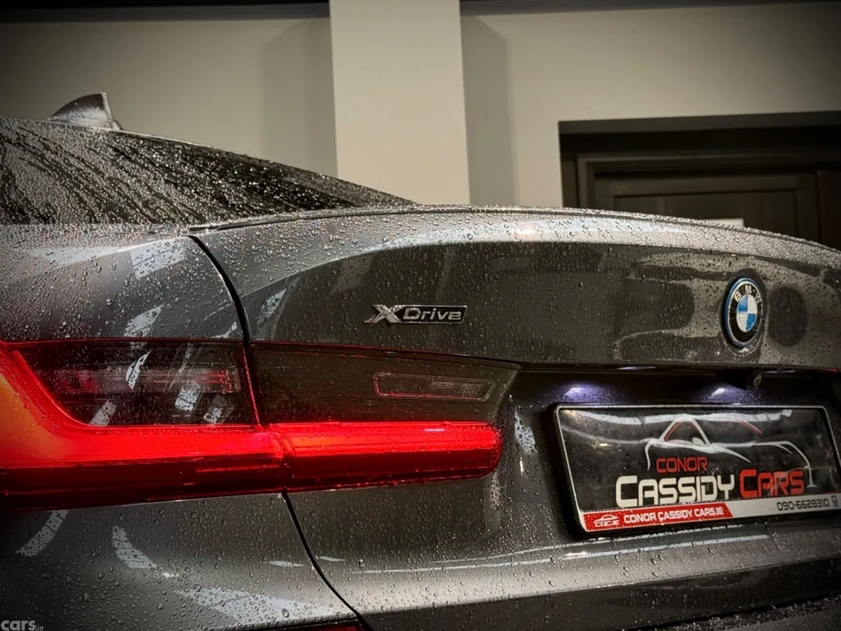 BMW 3-Series Saloon, Petrol Hybrid, 2022, Grey