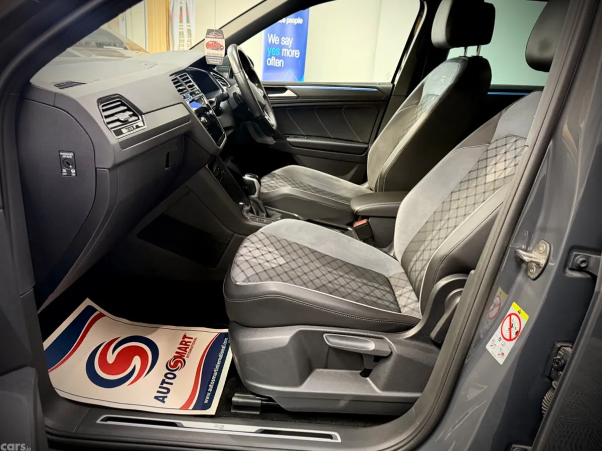 Volkswagen Tiguan Estate, Petrol Hybrid, 2023, Grey