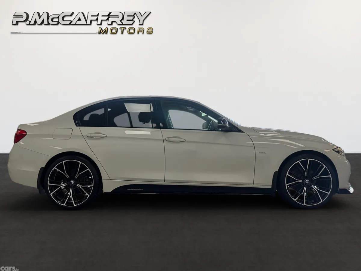 BMW 3-Series Saloon, Diesel, 2016, White