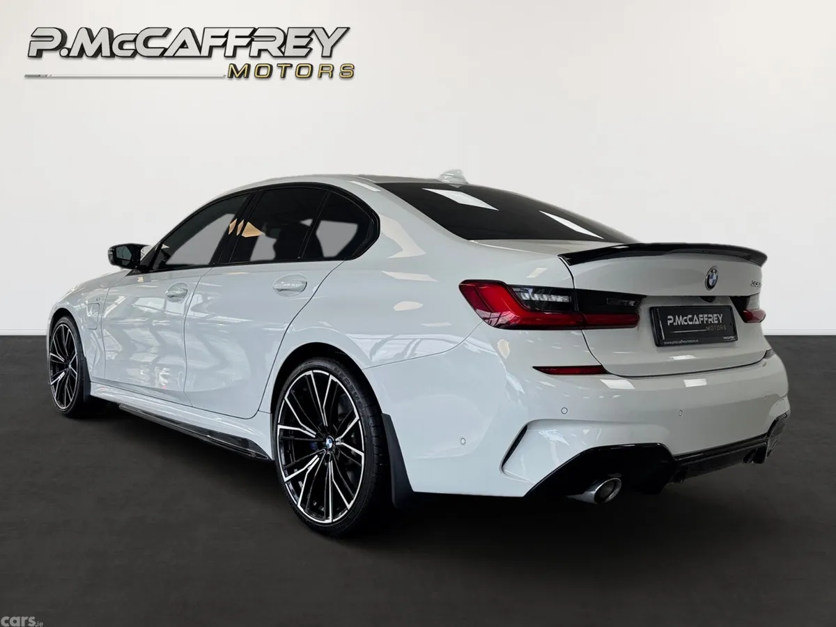 BMW 3-Series Saloon, Petrol Plug-in Hybrid, 2020, White