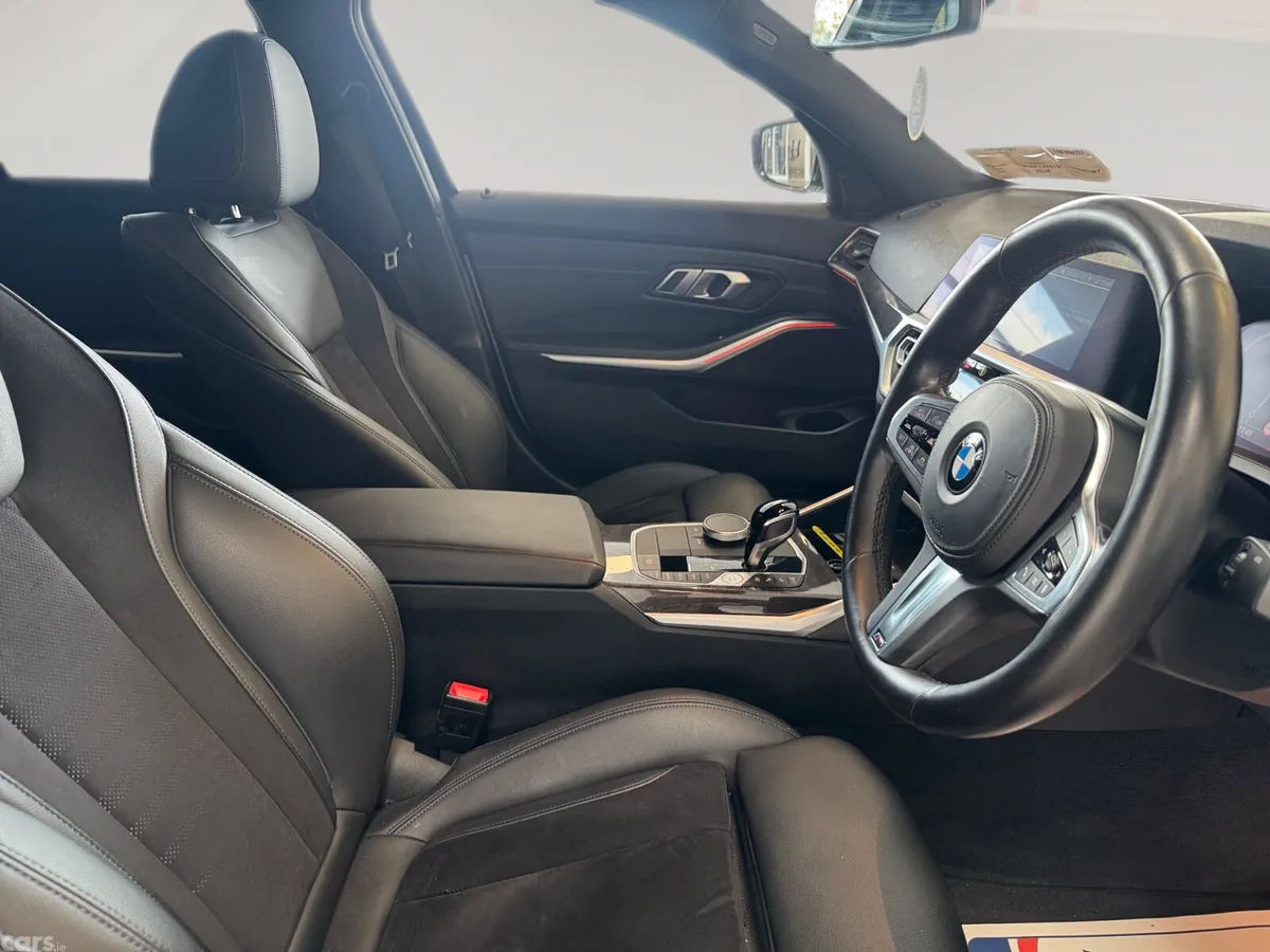 BMW 3-Series Saloon, Petrol Plug-in Hybrid, 2020, White