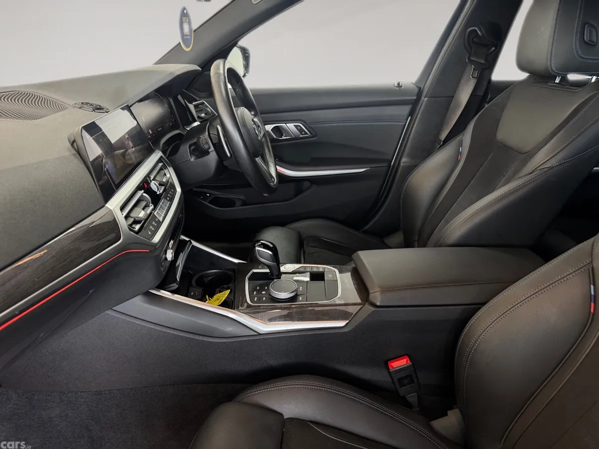 BMW 3-Series Saloon, Petrol Plug-in Hybrid, 2020, White