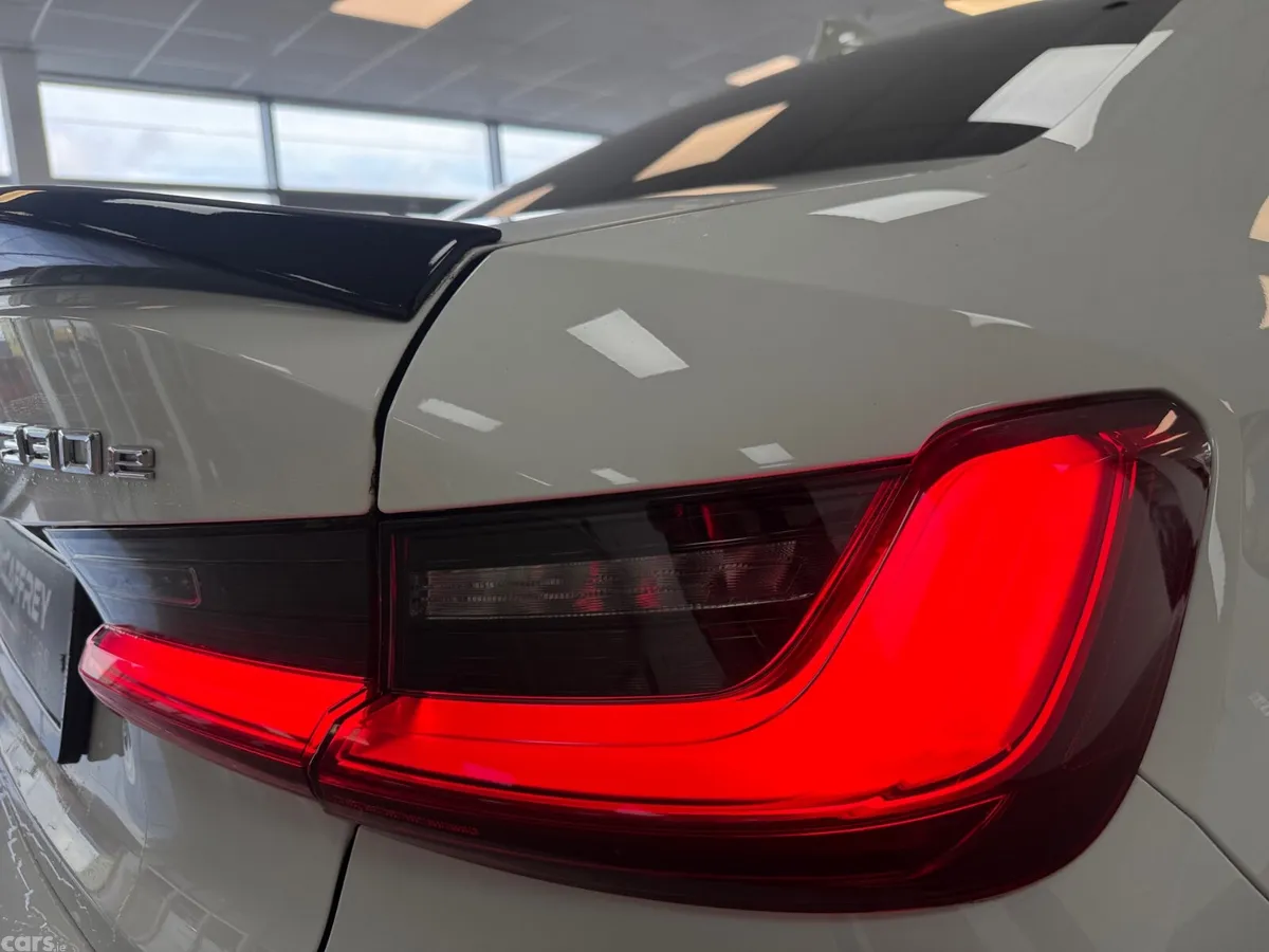 BMW 3-Series Saloon, Petrol Plug-in Hybrid, 2020, White