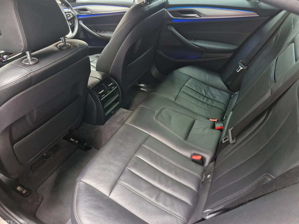 BMW 5-Series Saloon, Petrol Plug-in Hybrid, 2019, Silver