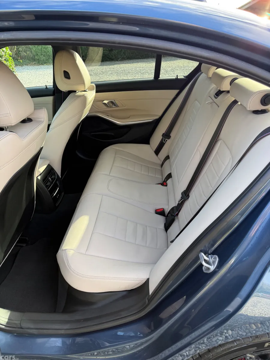 BMW 3-Series Saloon, Petrol Plug-in Hybrid, 2026, Blue
