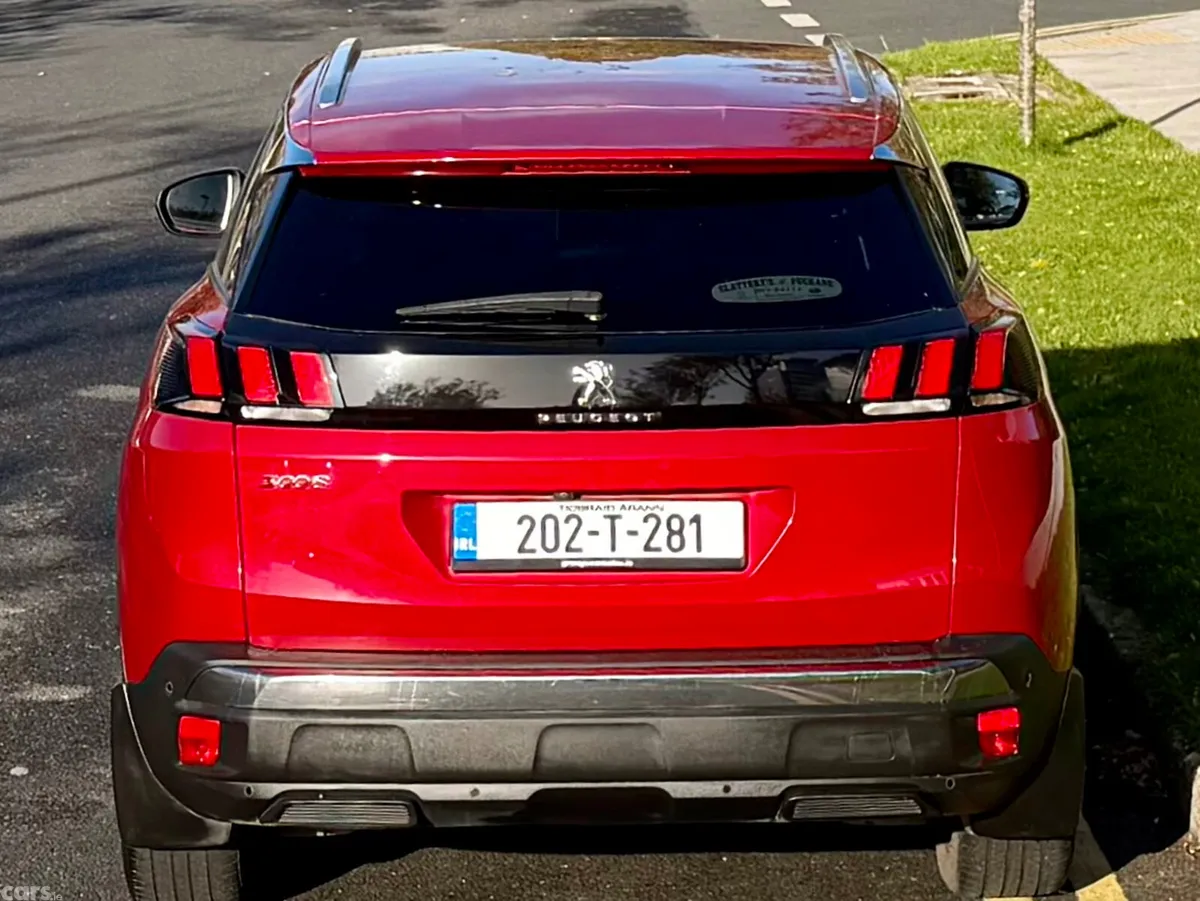 Peugeot 3008 MPV, Diesel, 2020, Red
