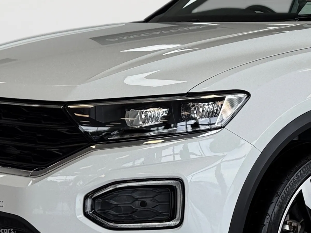 Volkswagen T-Roc SUV, Diesel, 2022, White