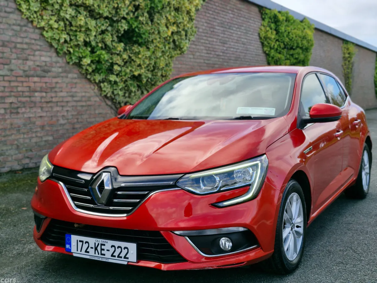 Renault Megane Hatchback, Diesel, 2017, Red