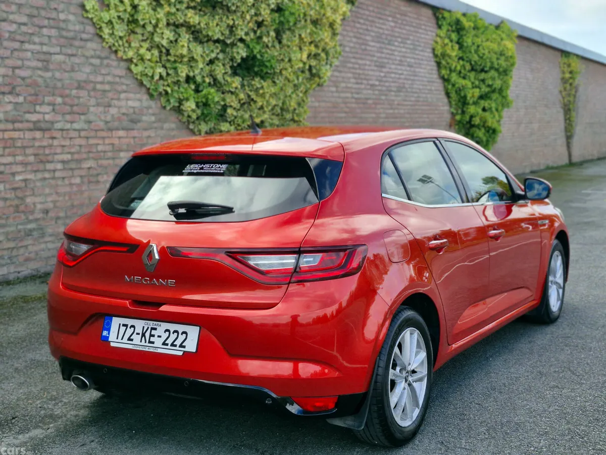Renault Megane Hatchback, Diesel, 2017, Red