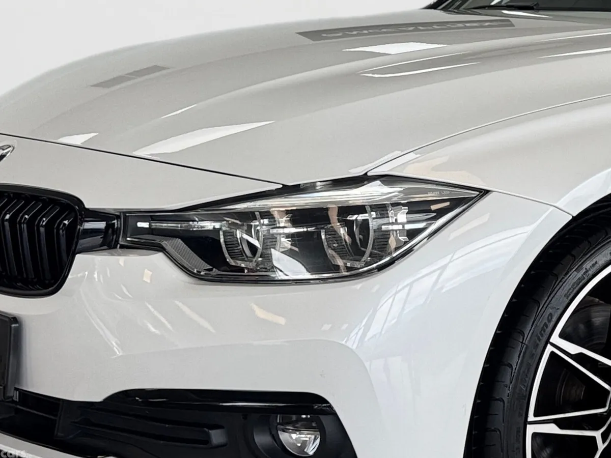 BMW 3-Series Saloon, Diesel, 2017, White