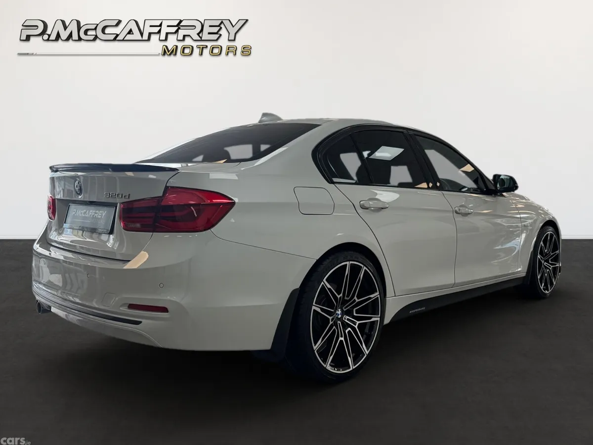 BMW 3-Series Saloon, Diesel, 2017, White
