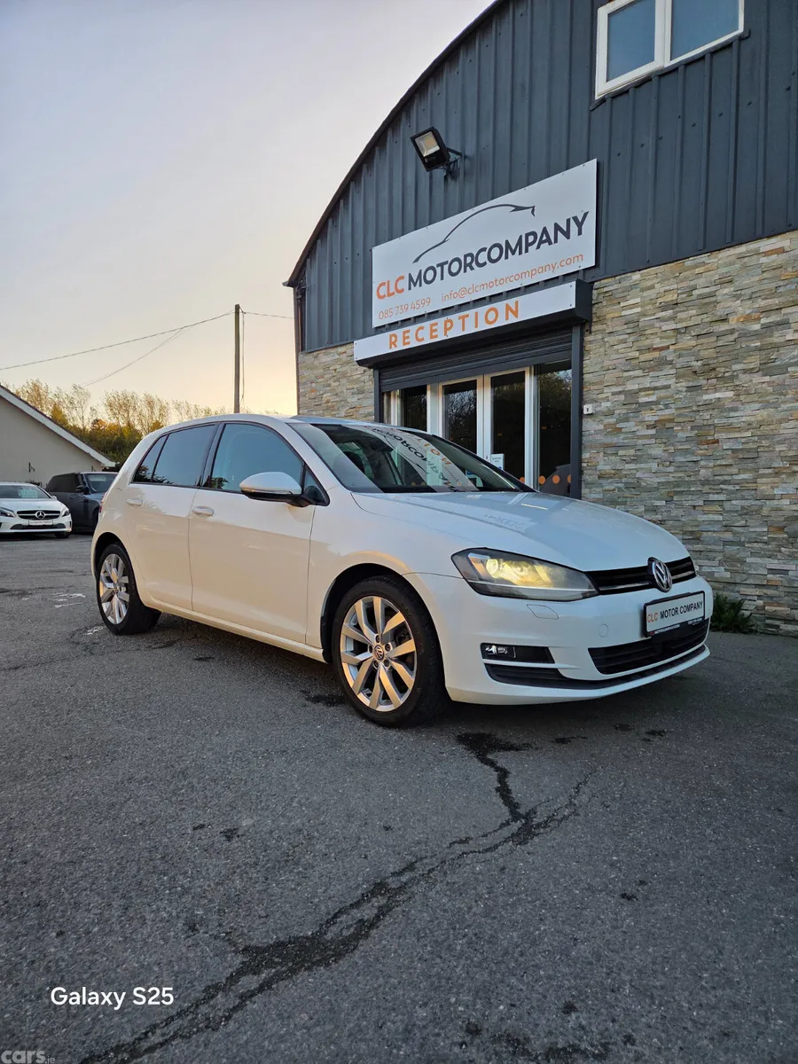 Volkswagen Golf Hatchback, Petrol, 2017, White