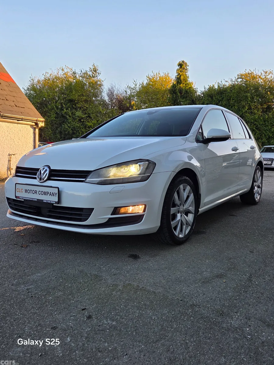 Volkswagen Golf Hatchback, Petrol, 2017, White