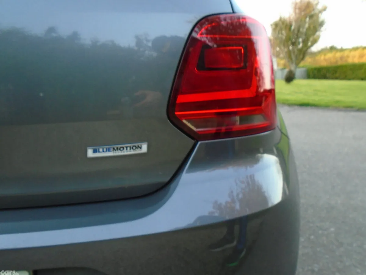 Volkswagen Polo Hatchback, Petrol, 2015, Grey