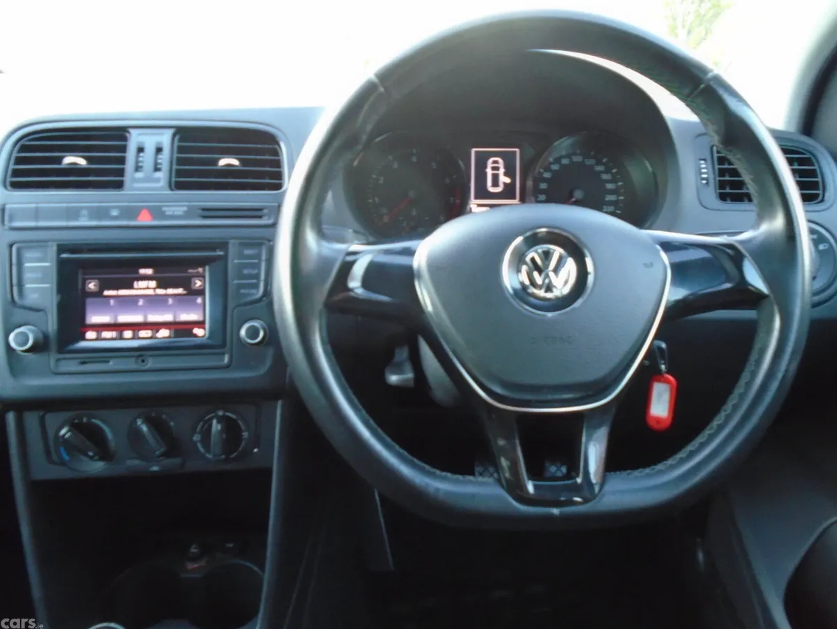 Volkswagen Polo Hatchback, Petrol, 2015, Grey