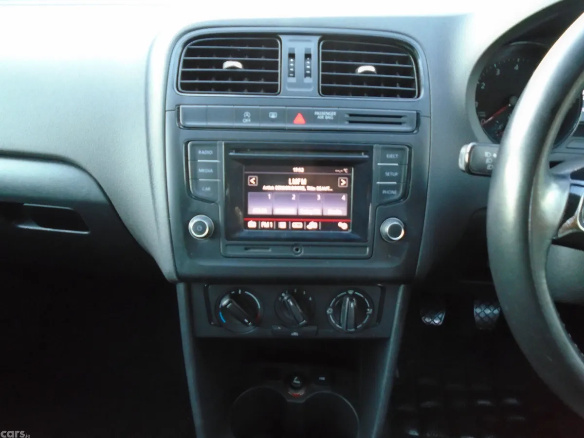 Volkswagen Polo Hatchback, Petrol, 2015, Grey