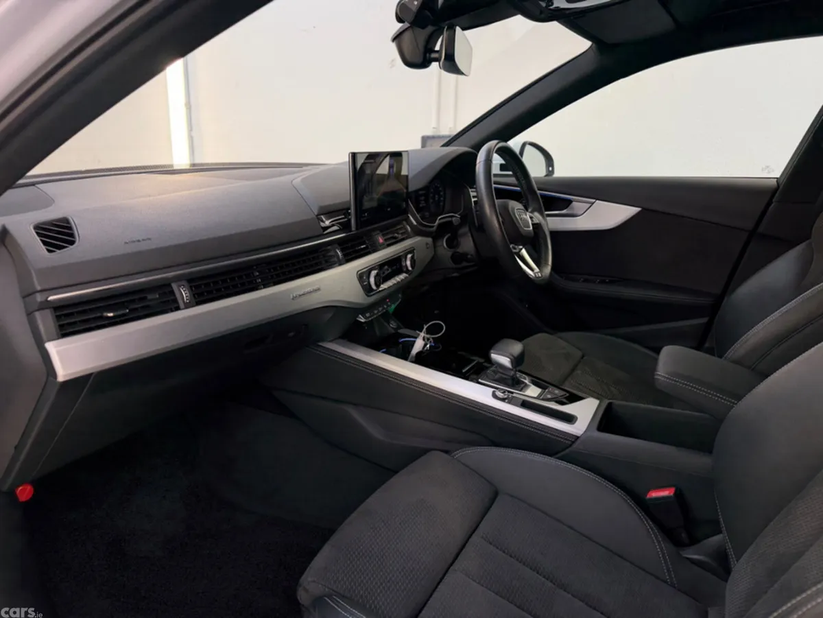 Audi A4 Estate, Diesel, 2021, White