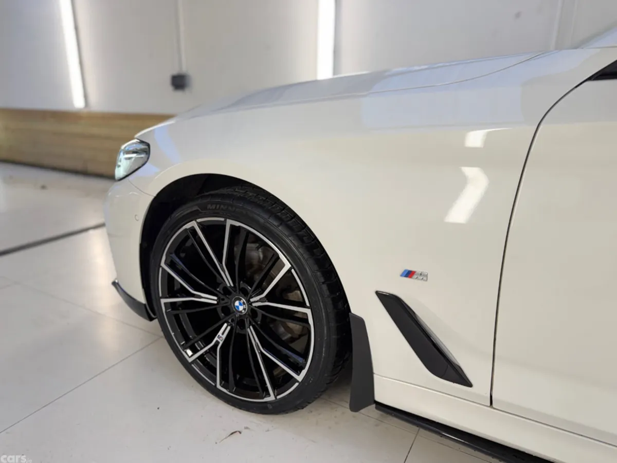 BMW 5-Series Saloon, Diesel, 2021, White