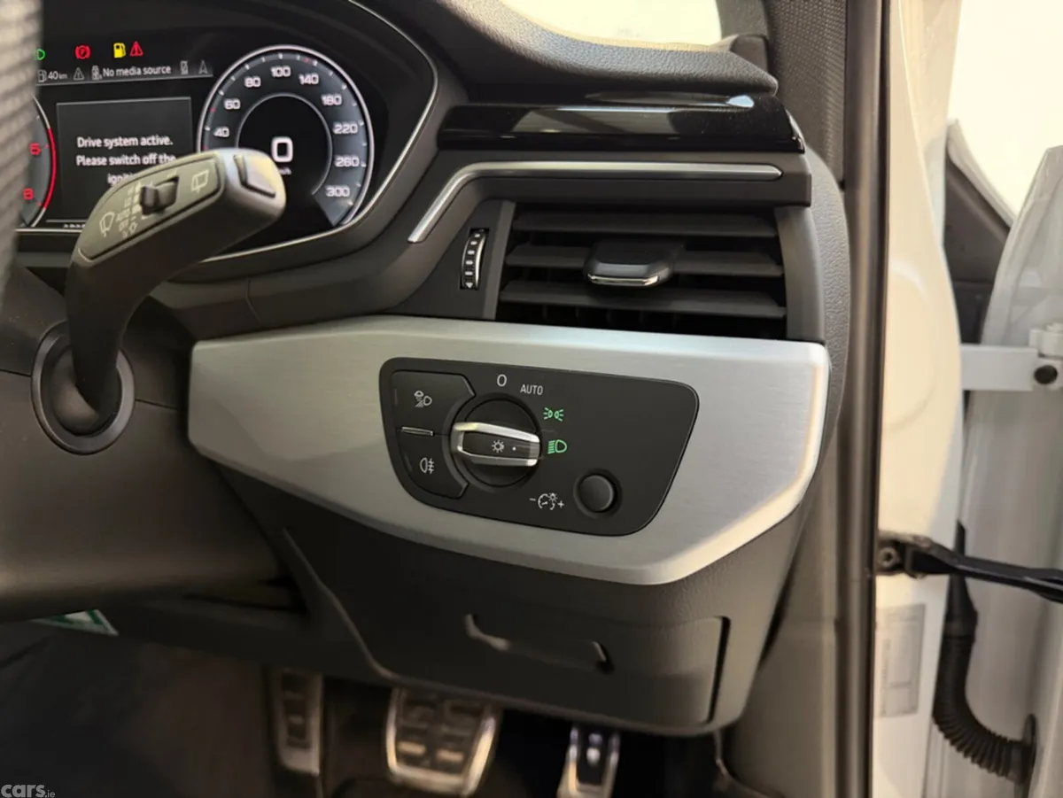 Audi A4 Estate, Diesel, 2021, White