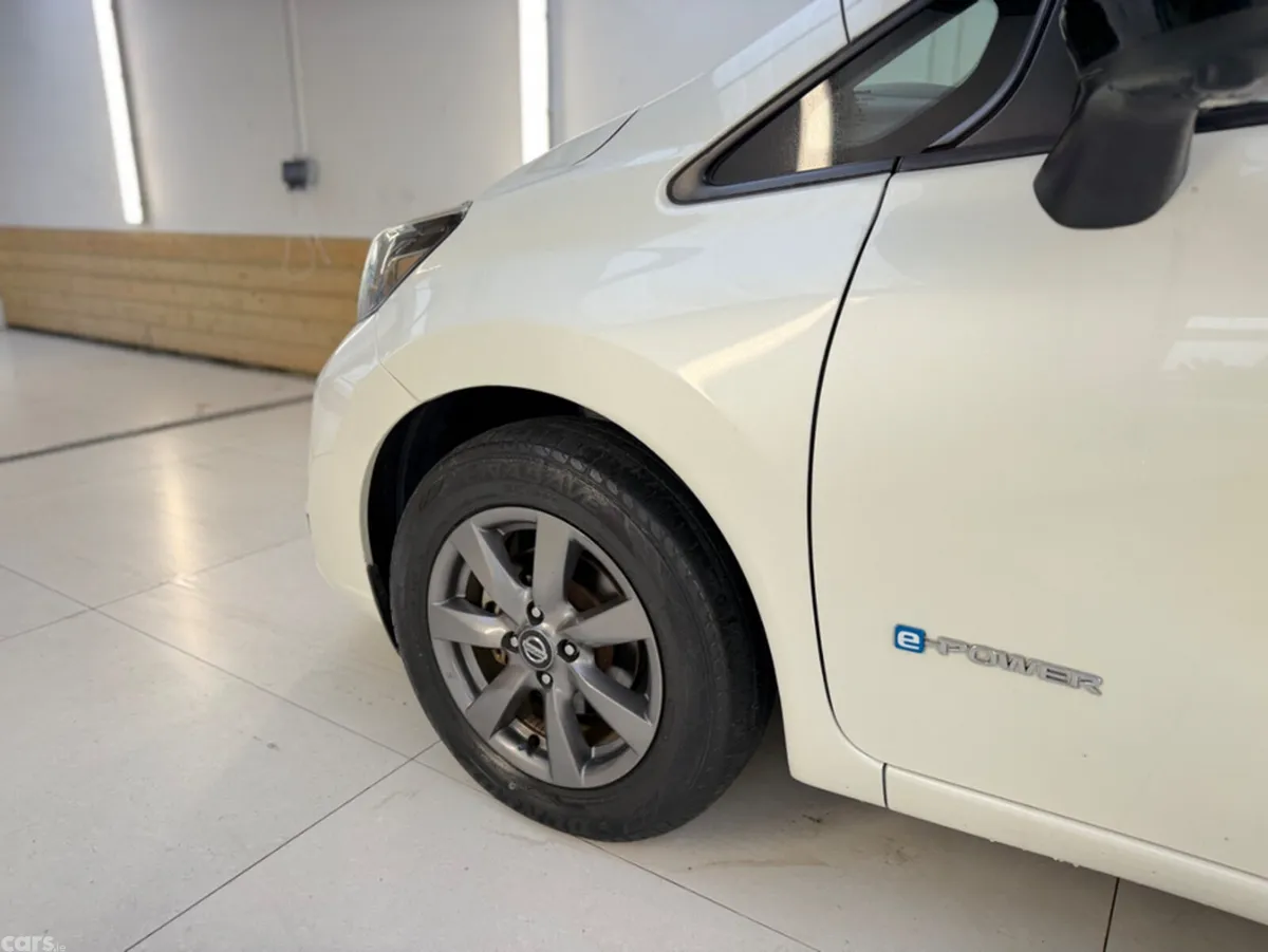 Nissan Note Hatchback, Petrol Hybrid, 2018, White
