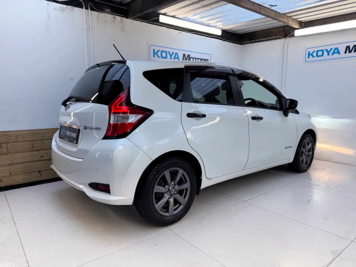 Nissan Note Hatchback, Petrol Hybrid, 2018, White