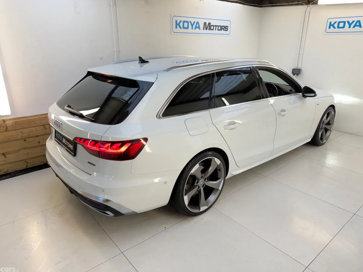 Audi A4 Estate, Diesel, 2021, White