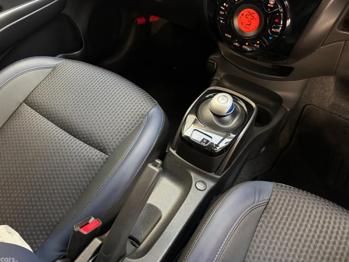 Nissan Note Hatchback, Petrol Hybrid, 2018, White