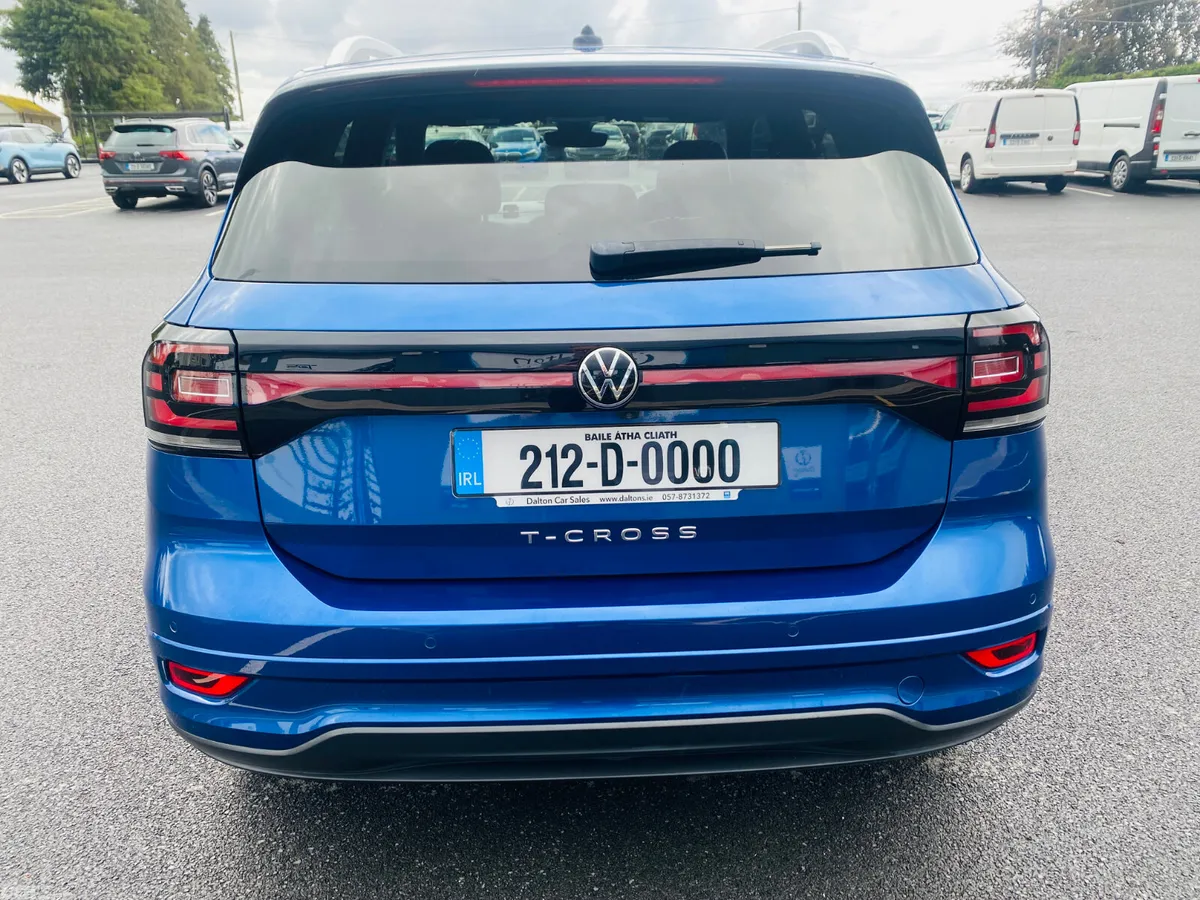 Volkswagen T-Cross Hatchback, Petrol, 2021, Blue