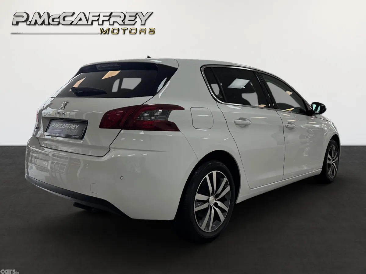 Peugeot 308 Hatchback, Diesel, 2019, White