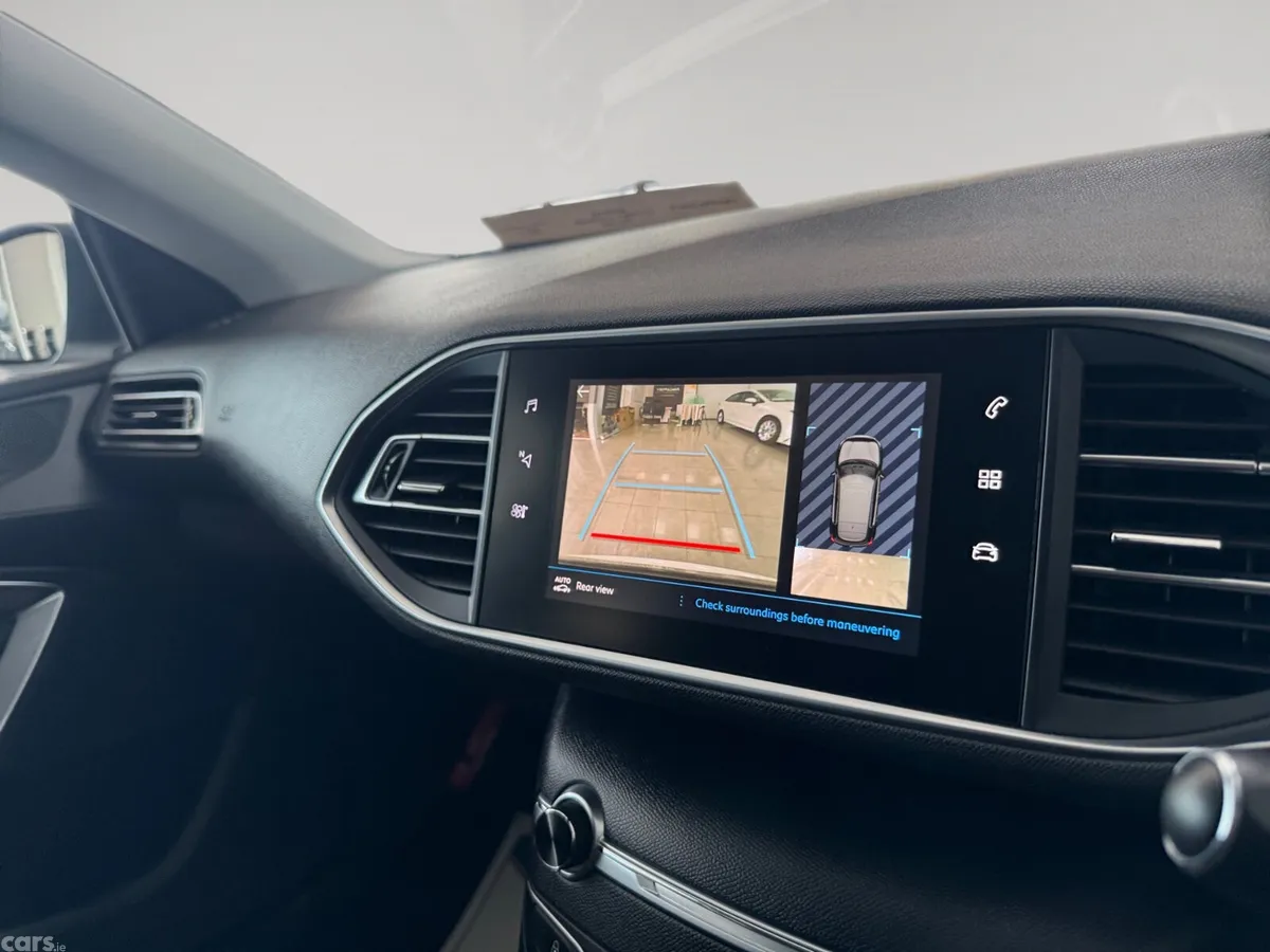 Peugeot 308 Hatchback, Diesel, 2019, White