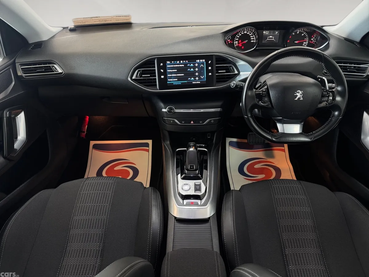 Peugeot 308 Hatchback, Diesel, 2019, White