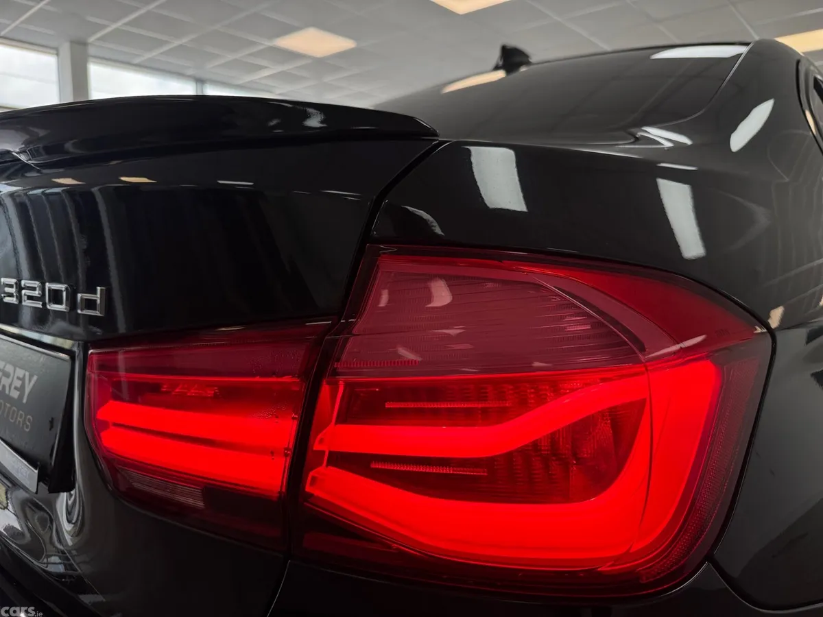 BMW 3-Series Saloon, Diesel, 2015, Black