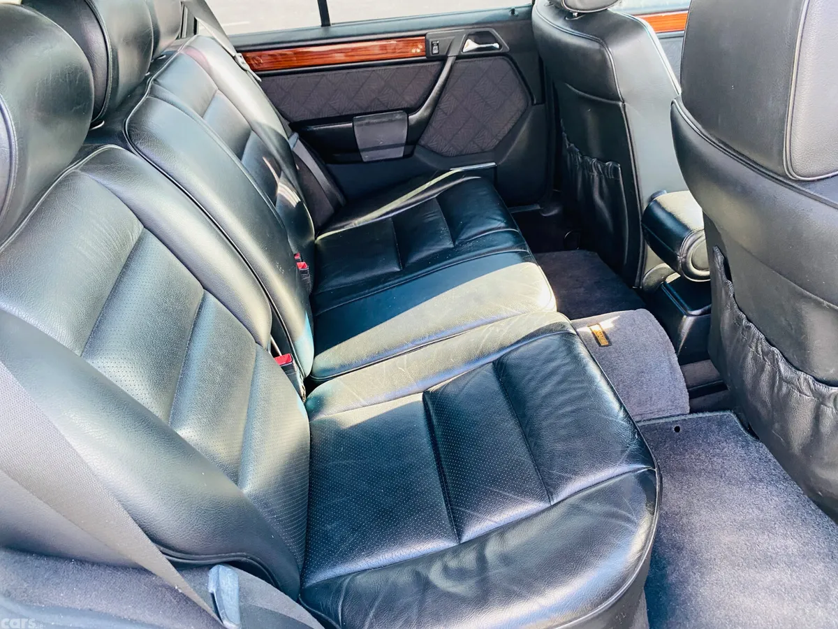 Mercedes-Benz E-Class Estate, Petrol, 1995, Silver
