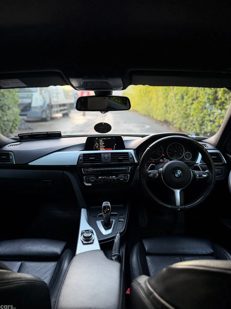 BMW 3-Series Saloon, Diesel, 2017, Silver