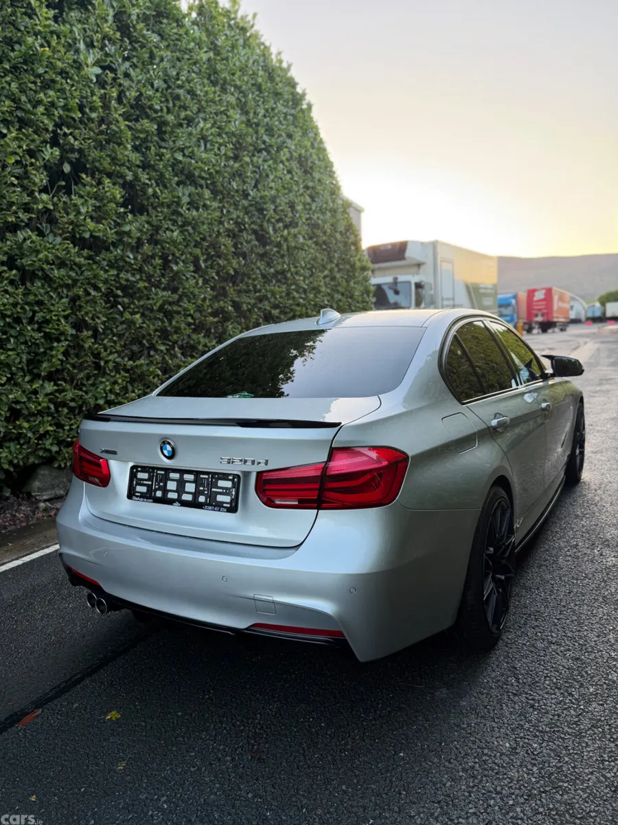 BMW 3-Series Saloon, Diesel, 2017, Silver