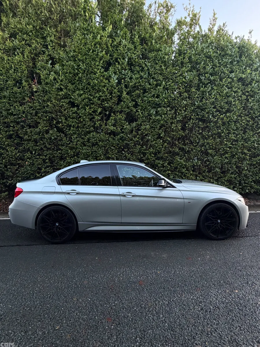 BMW 3-Series Saloon, Diesel, 2017, Silver