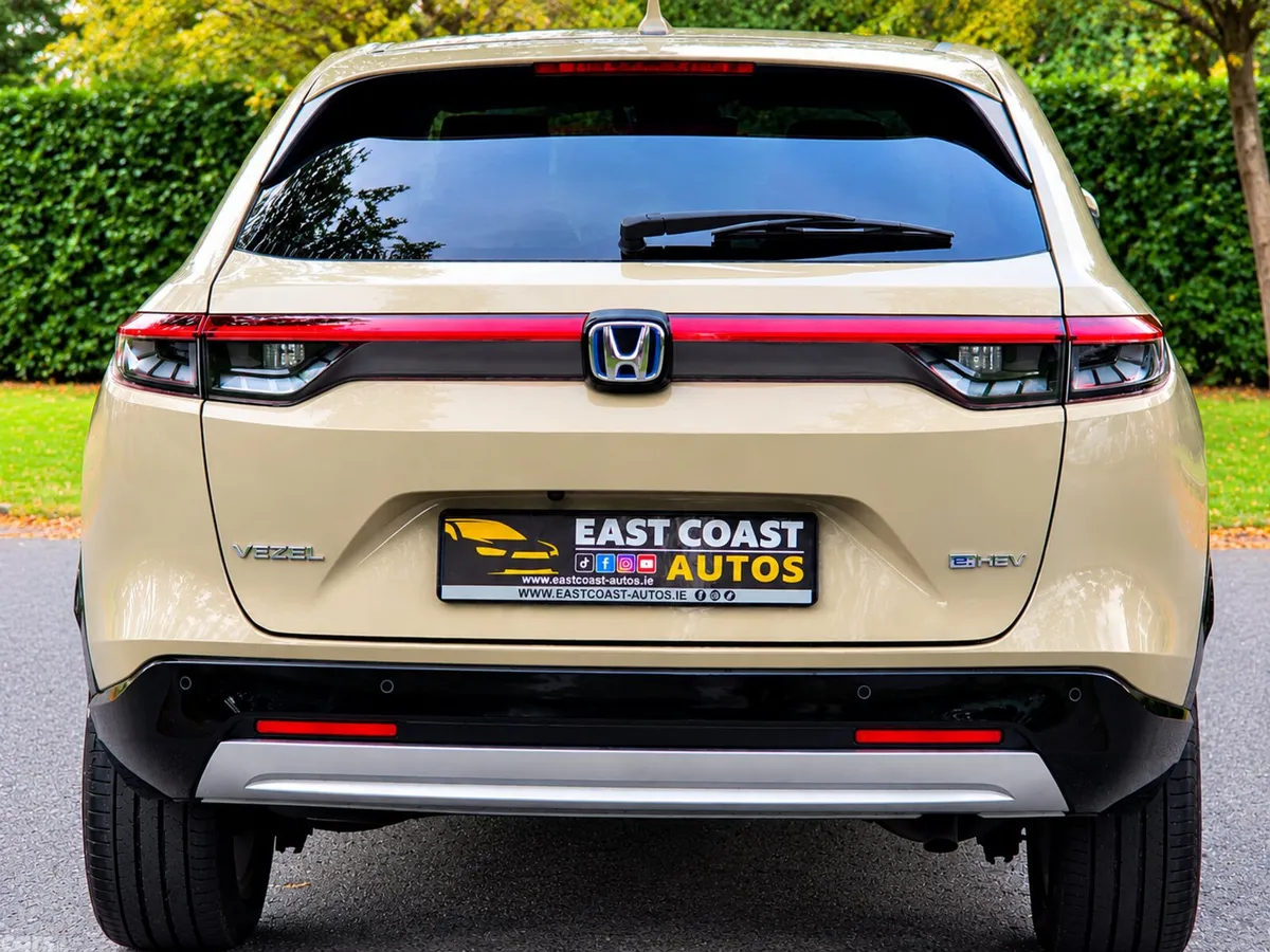 Honda Vezel SUV, Petrol Hybrid, 2022, Beige