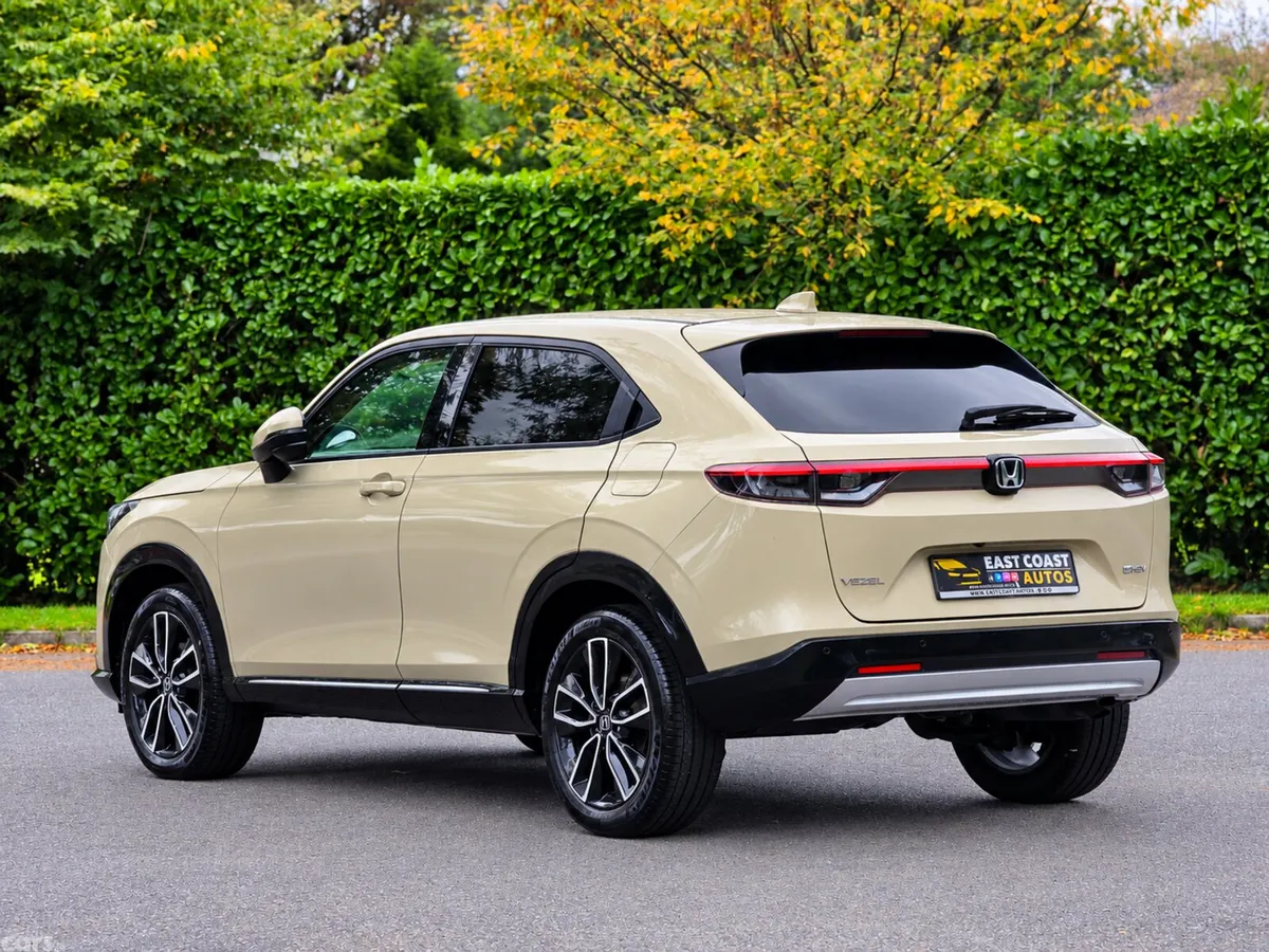 Honda Vezel SUV, Petrol Hybrid, 2022, Beige