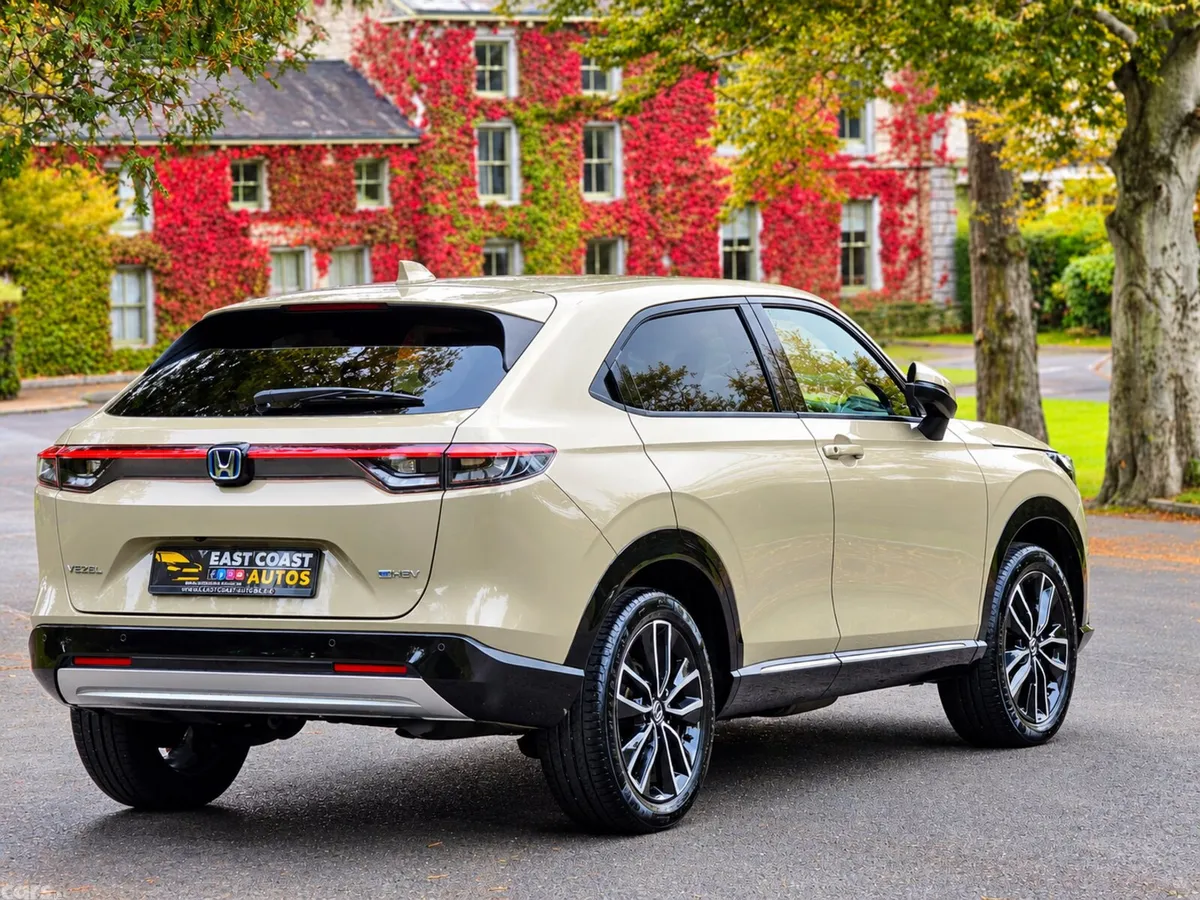 Honda Vezel SUV, Petrol Hybrid, 2022, Beige
