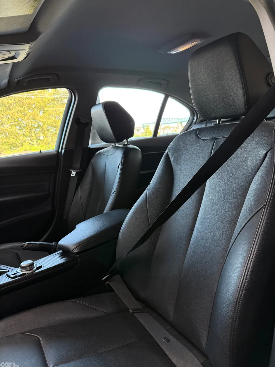 BMW 3-Series Saloon, Diesel, 2014, Grey