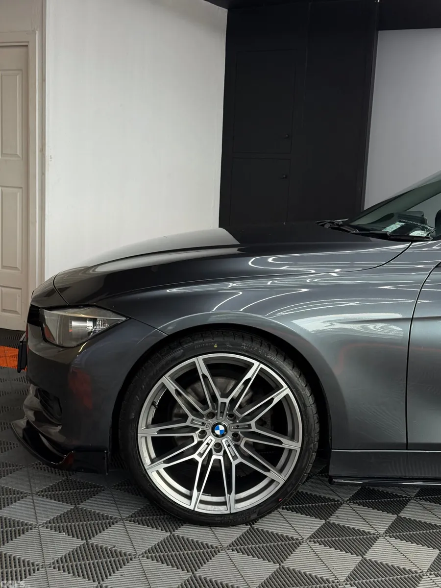 BMW 3-Series Saloon, Diesel, 2014, Grey