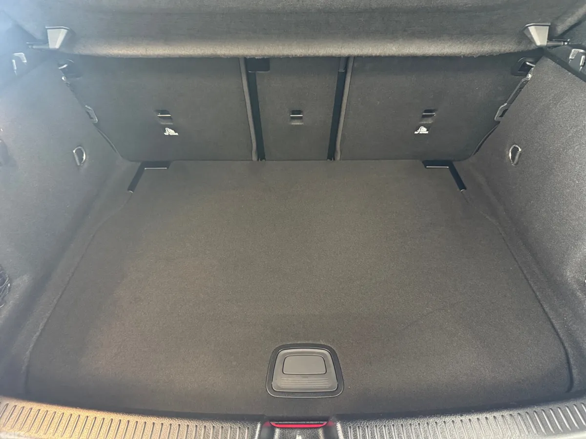 Mercedes-Benz A-Class Hatchback, Diesel, 2021, White