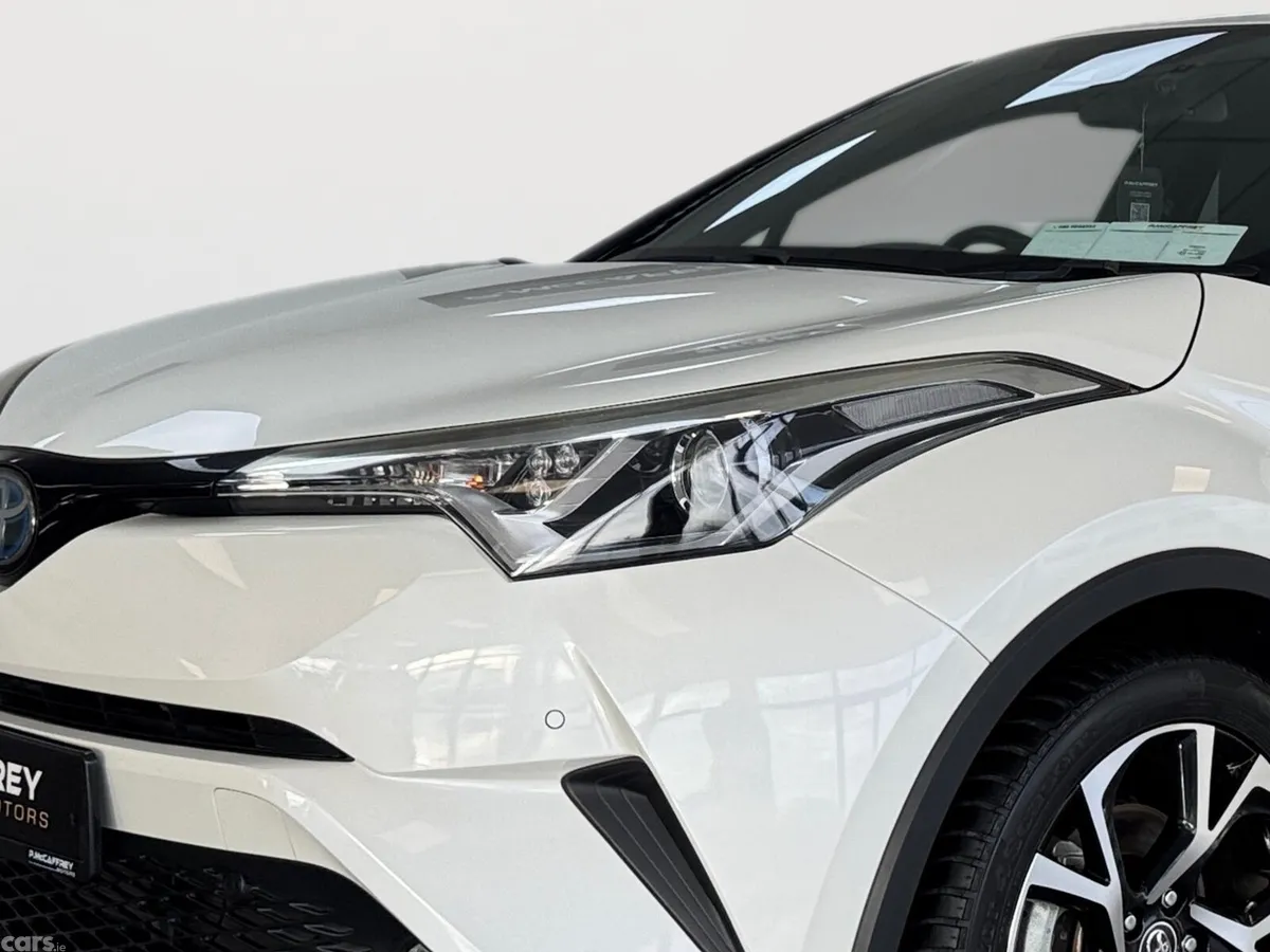 Toyota C-HR Hatchback, Petrol Hybrid, 2017, White