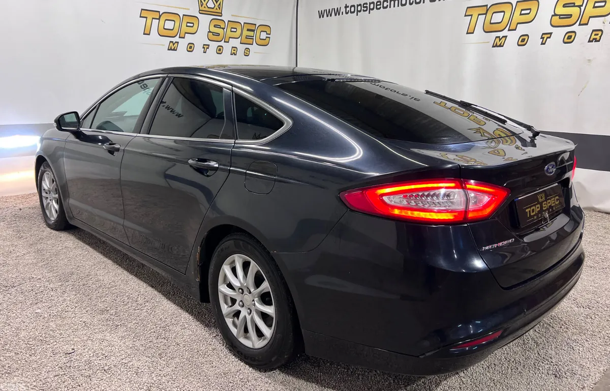 Ford Mondeo Hatchback, Diesel, 2015, Black